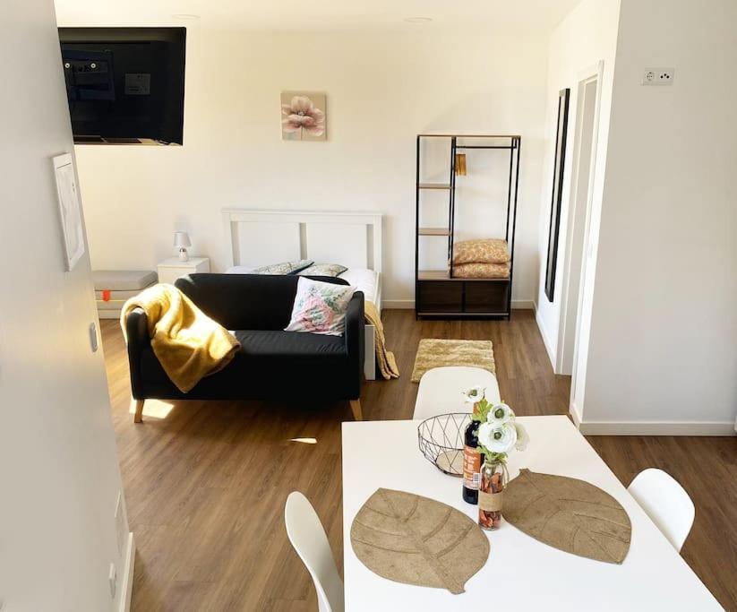 Apartment Machico Center W/ Terrace 5 Min *