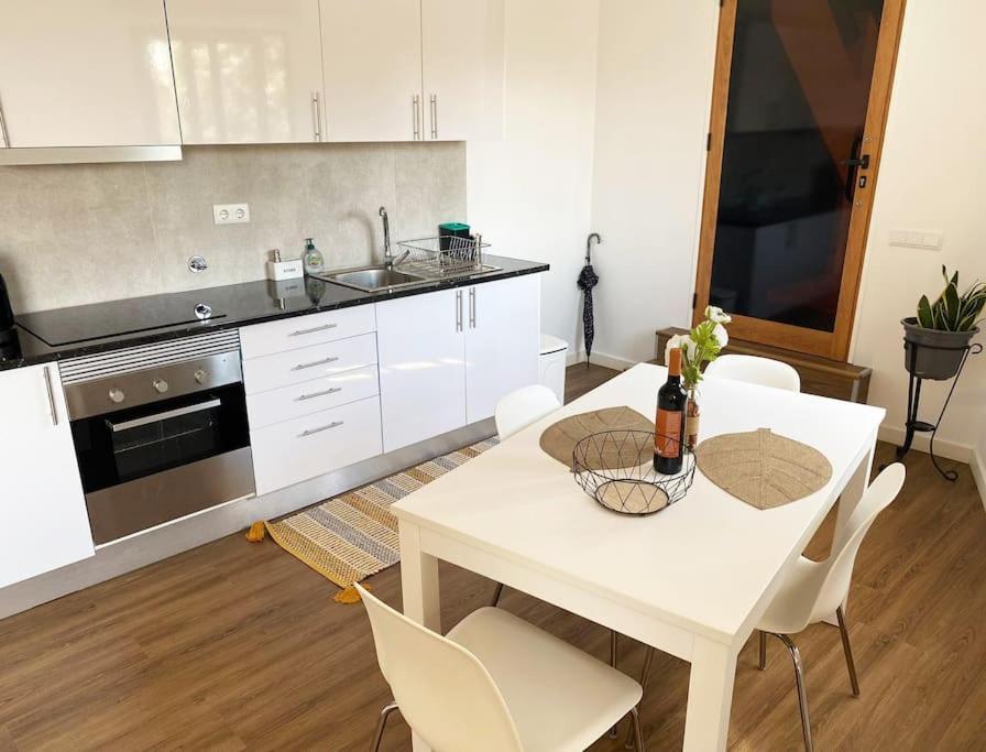 Machico Center W/ Terrace 5 Min Apartment Machico (Madeira)